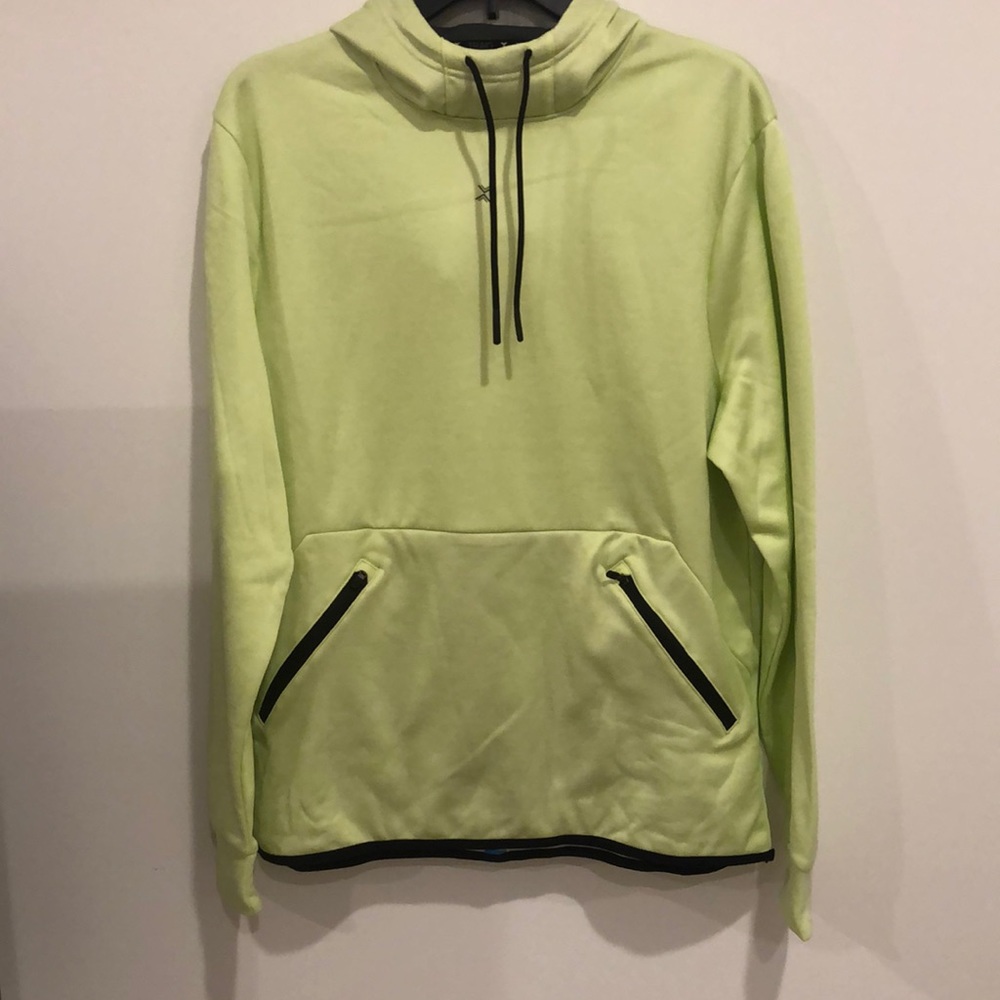 XERSION HOODIE M.
